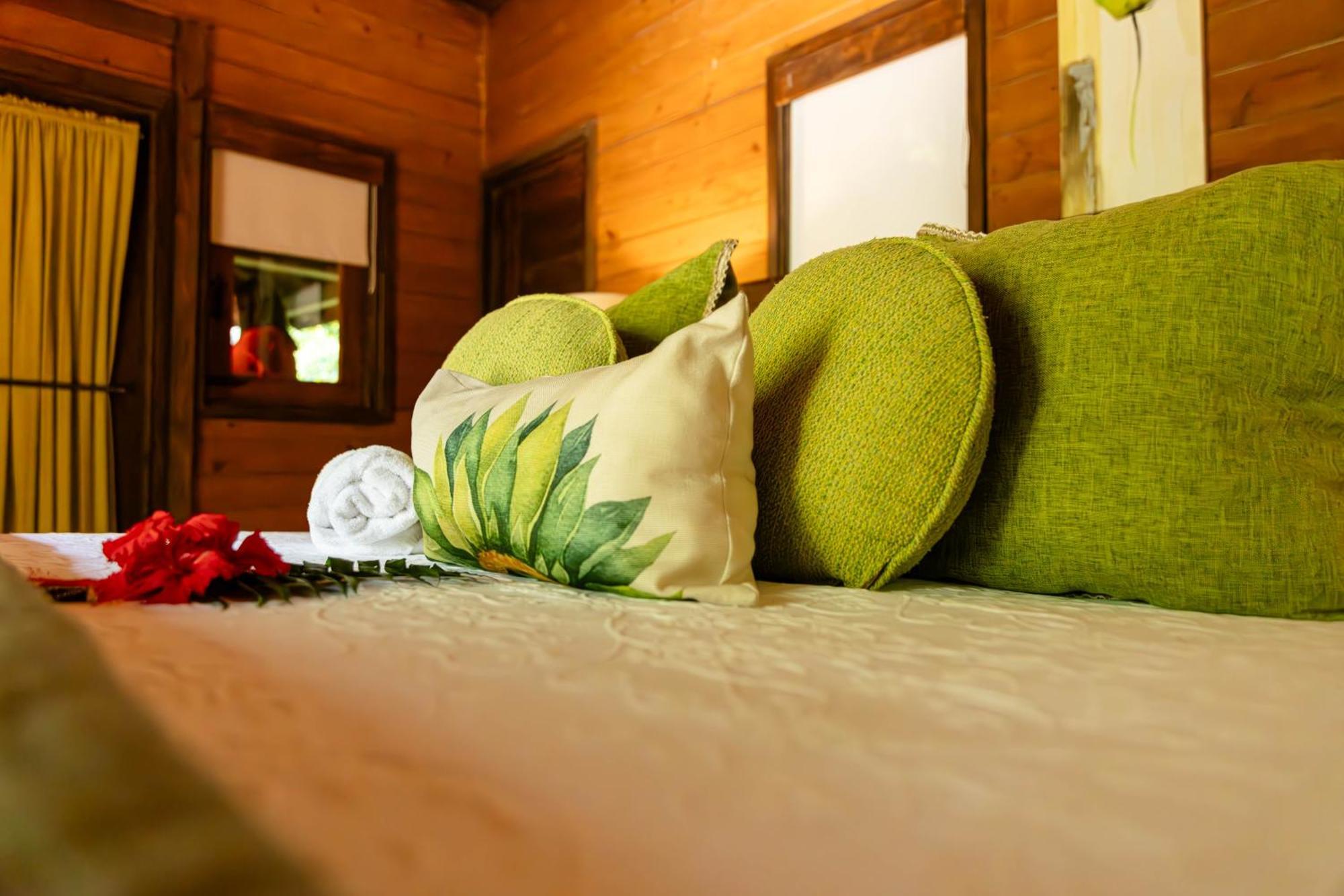 Platon Ecolodge Barahona ภายนอก รูปภาพ