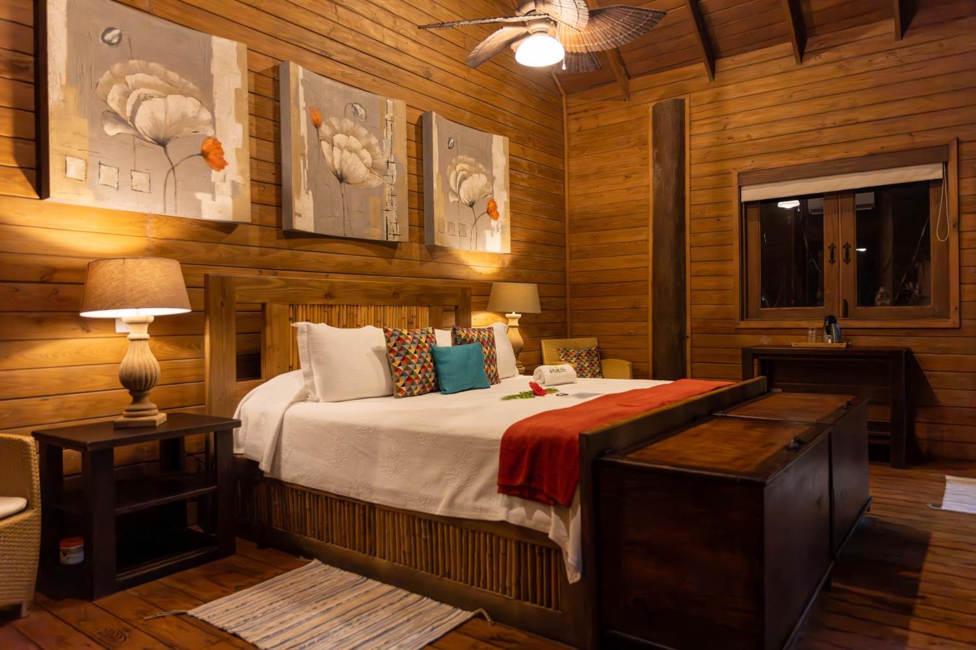 Platon Ecolodge Barahona ภายนอก รูปภาพ