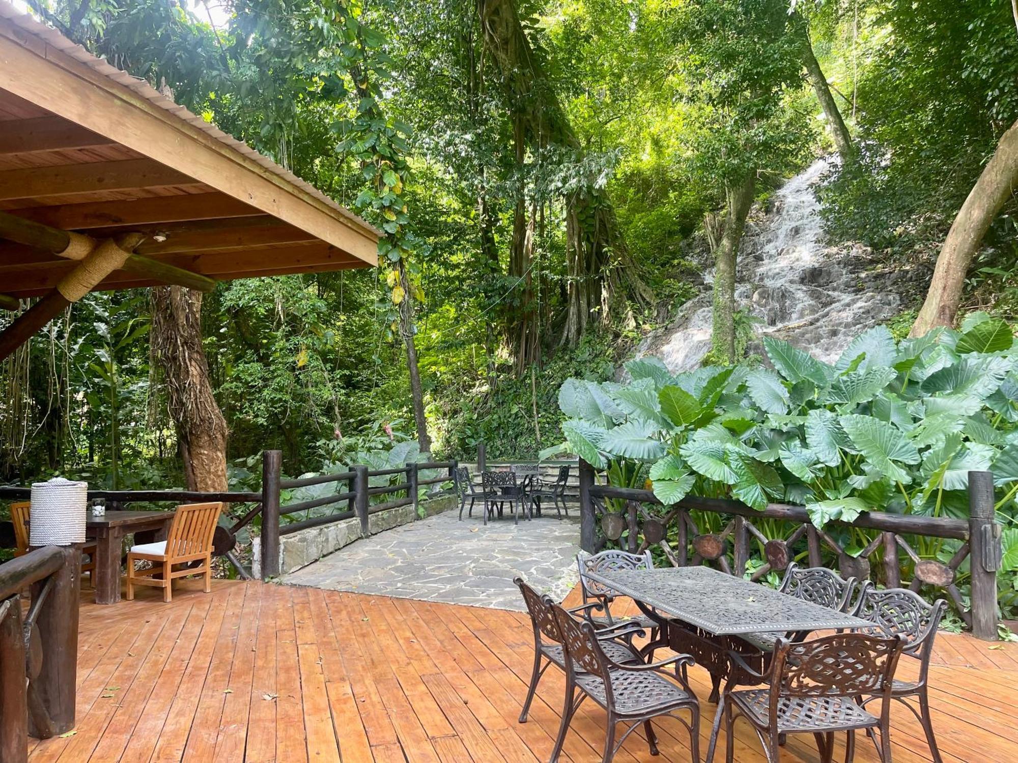 Platon Ecolodge Barahona ภายนอก รูปภาพ