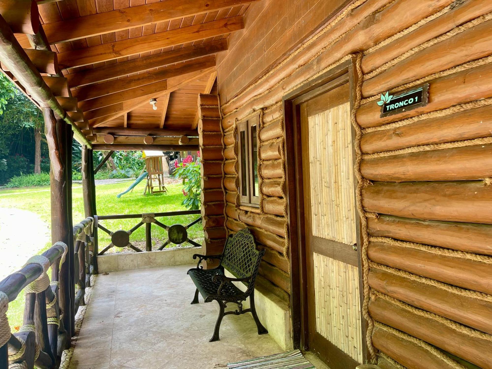 Platon Ecolodge Barahona ภายนอก รูปภาพ