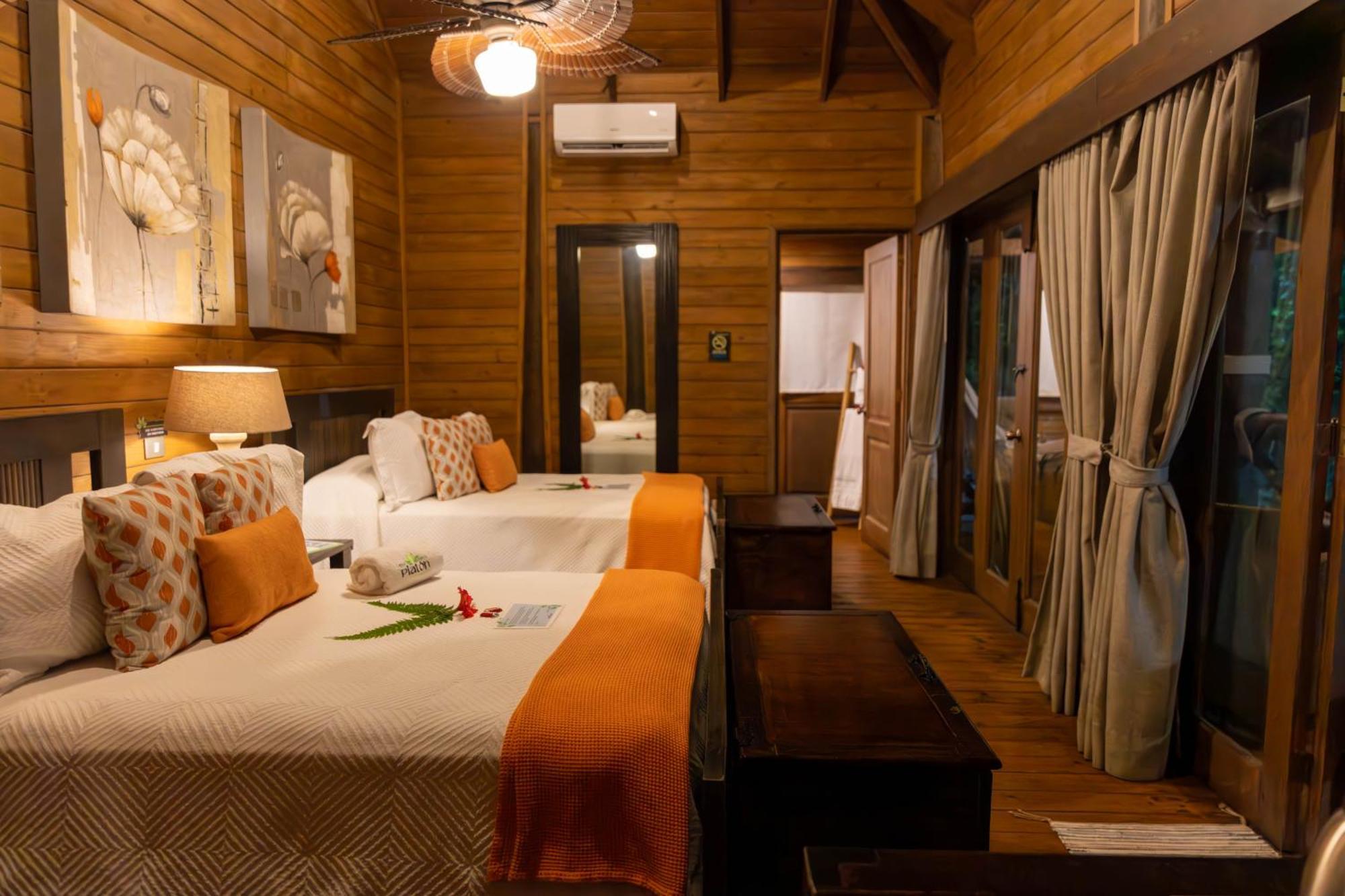 Platon Ecolodge Barahona ภายนอก รูปภาพ