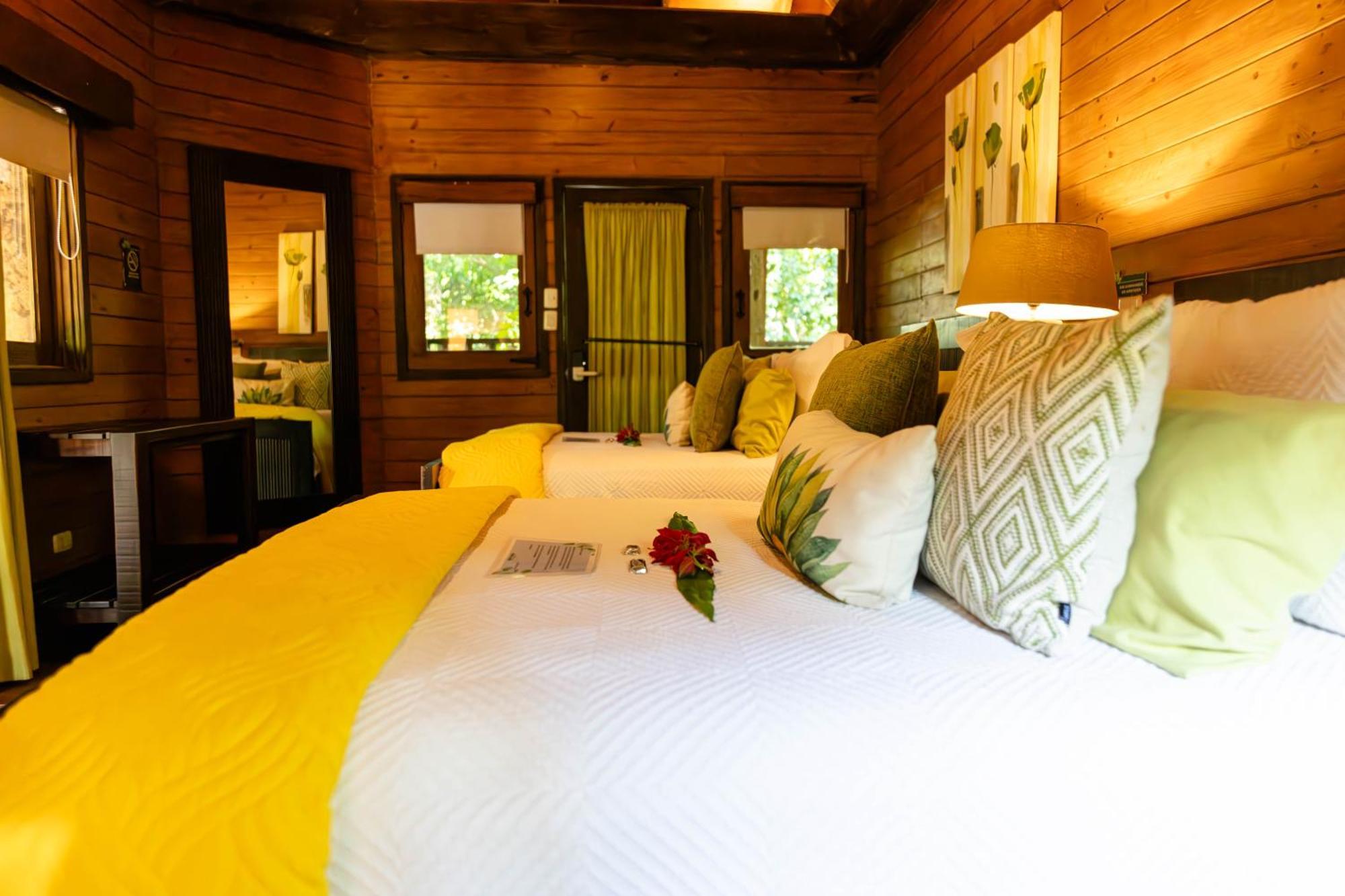 Platon Ecolodge Barahona ภายนอก รูปภาพ
