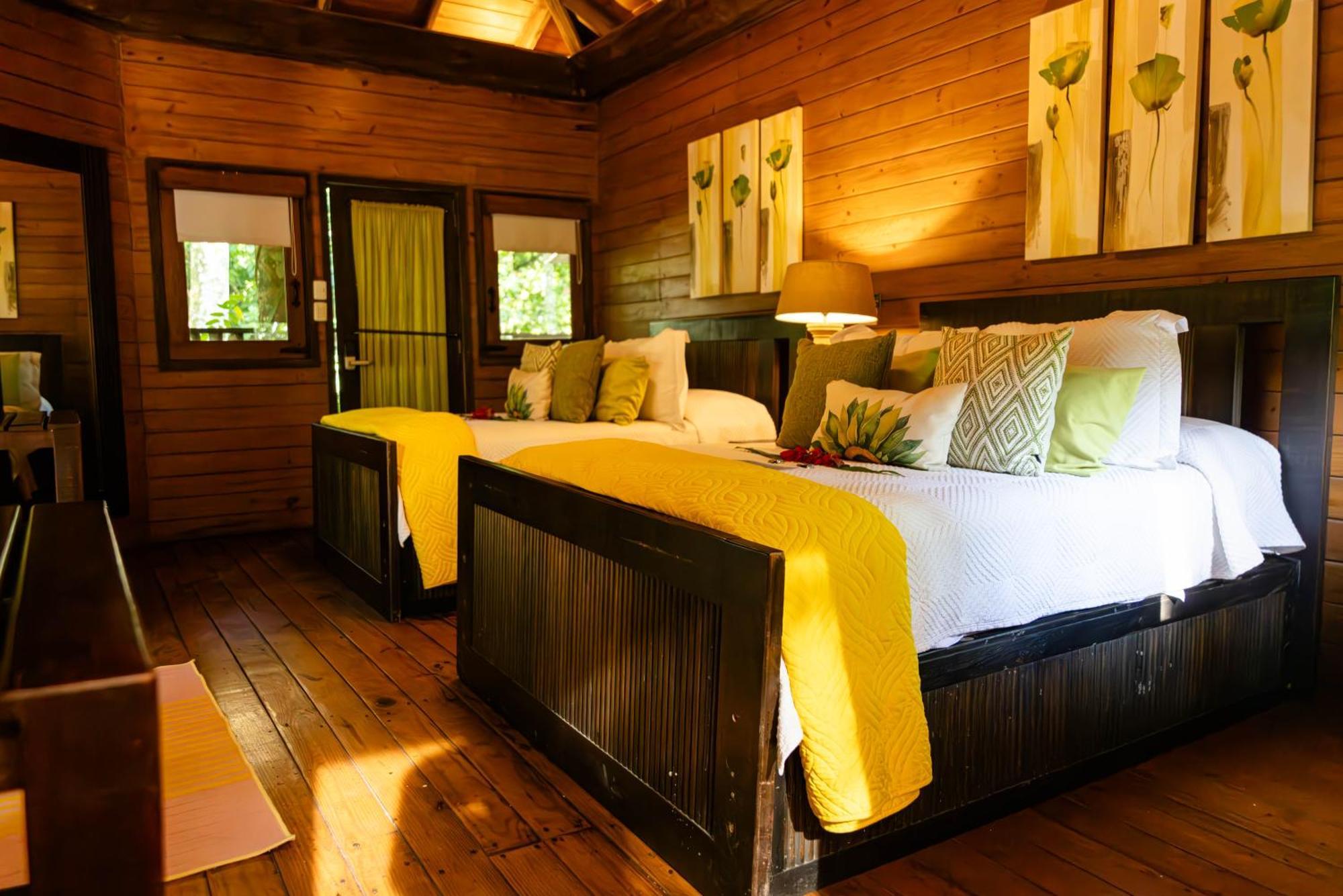 Platon Ecolodge Barahona ภายนอก รูปภาพ
